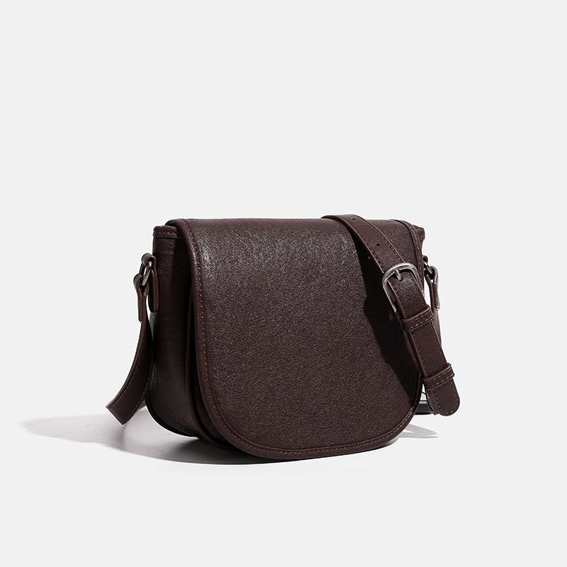 Vintage Saddle Bag with Vegetable Tanned Leather Pattern for Women's Winter New Casual and Simple Commuting Shoulder Crossbody Bag