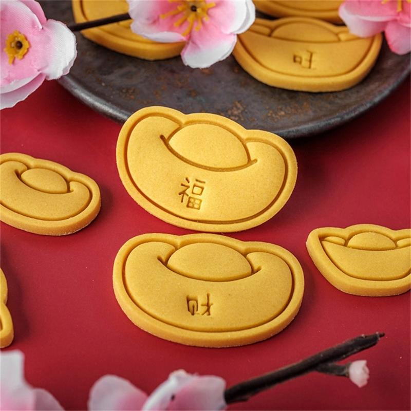 Biscuit Mold Cookie Embossing Moulds New Year Cookie Cutters Gold Ingot Shaped Plastic Material DIY Baking Accessories