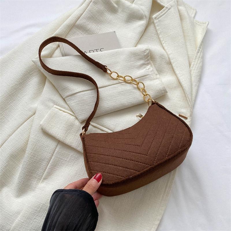Retro Small Shoulder Bag 2023 Autumn Fashion Women Crossbody Bag Street Style Minimalist Handbag