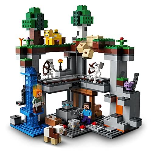 LEGO Minecraft First Adventure 21169 Toy Video Game Boys Girls Ages 8+