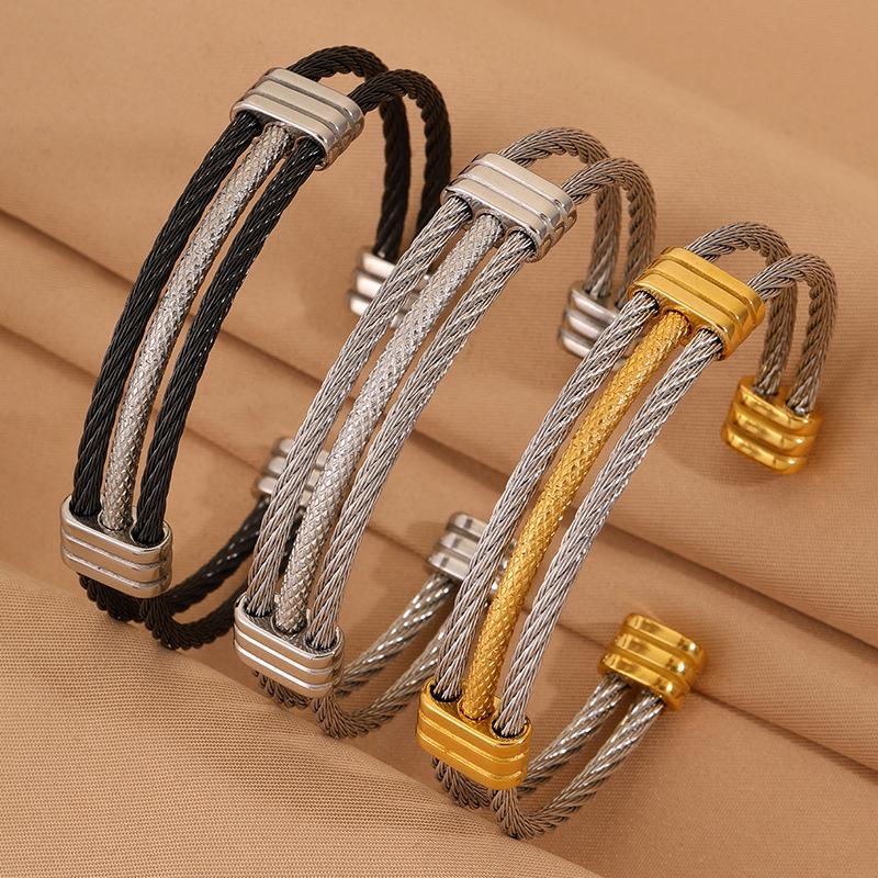 Design Open Titanium Steel Women's High-end Braided Bracelet Best-selling Best Friend Bracelet Bracelet