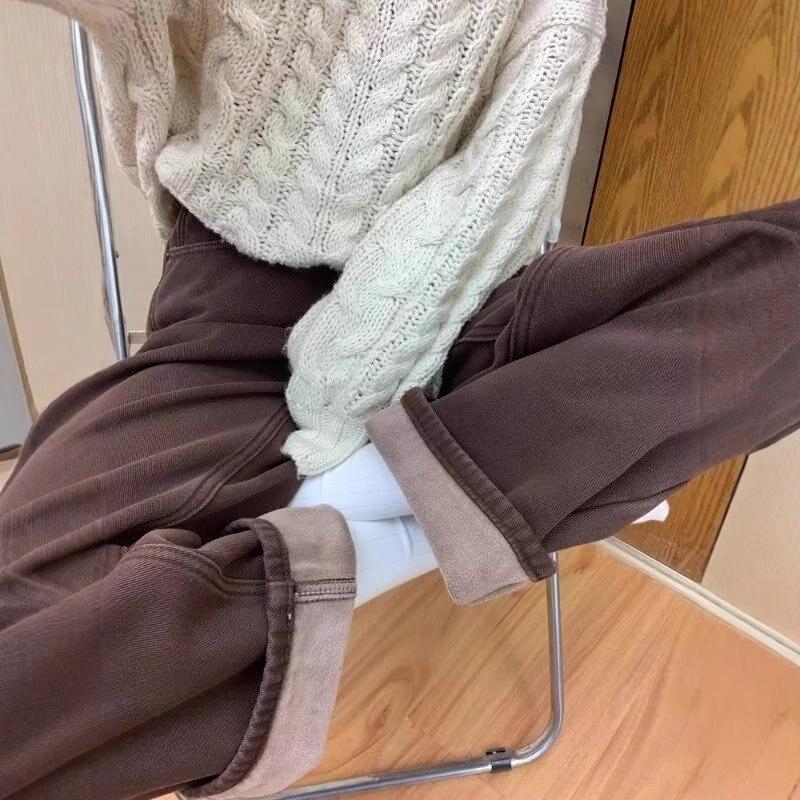 2024 Trendy Hong Kong Style Velvet Jeans: Hip-Hop High Street Rogue Pants