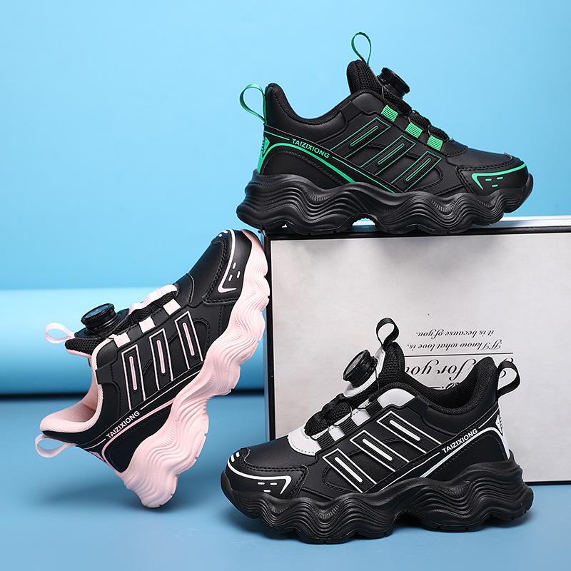 Girls shoes leather surface children's sports shoes 2025 summer new rotating buckle soft sole boys shoes