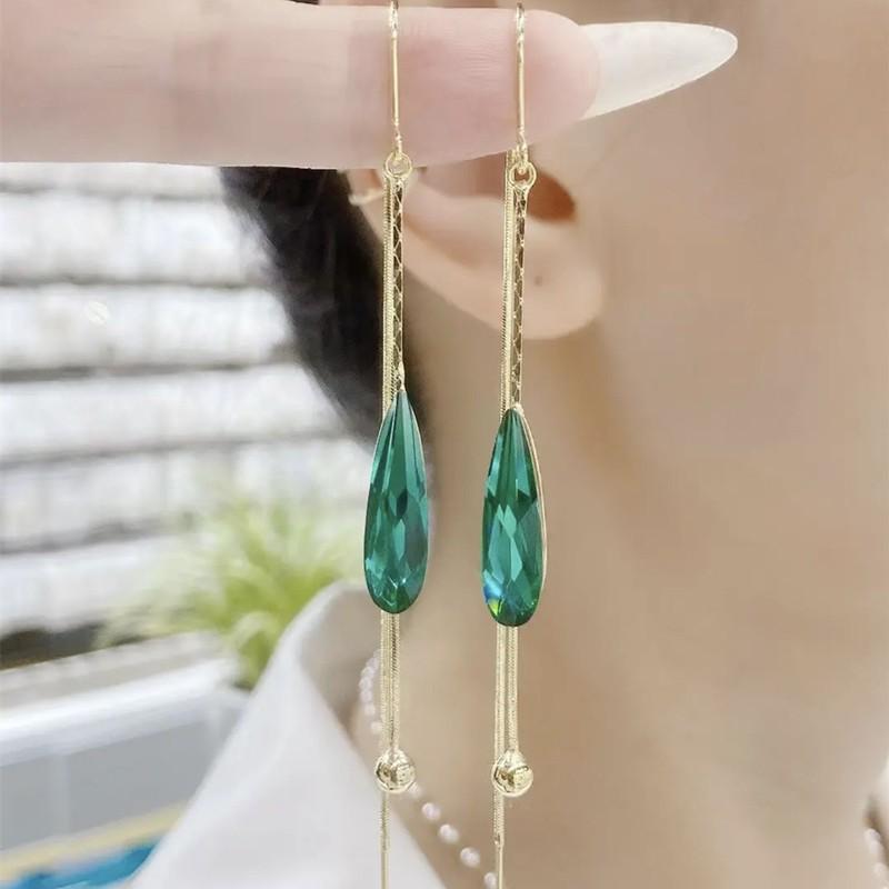 

Серьги-кисточки из зеленых кристаллов в форме капли с розовыми стразами - Дизайн, визуально стройнящий лицо и предотвращающий потерю зелёный