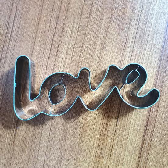 Biscuit Cutter Love Letter Shape Heat-Resistant Washable Easy To Demold Labor-saving Birthday Cake Cutter for Kitchen