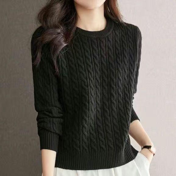 A Versatile and Fashionable Round-neck Sweater for Women In Autumn and Winter