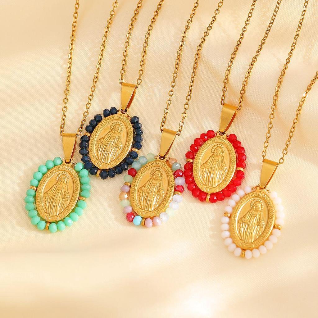 18K Gold Mary Embossed Retro Pendant Necklace for Women