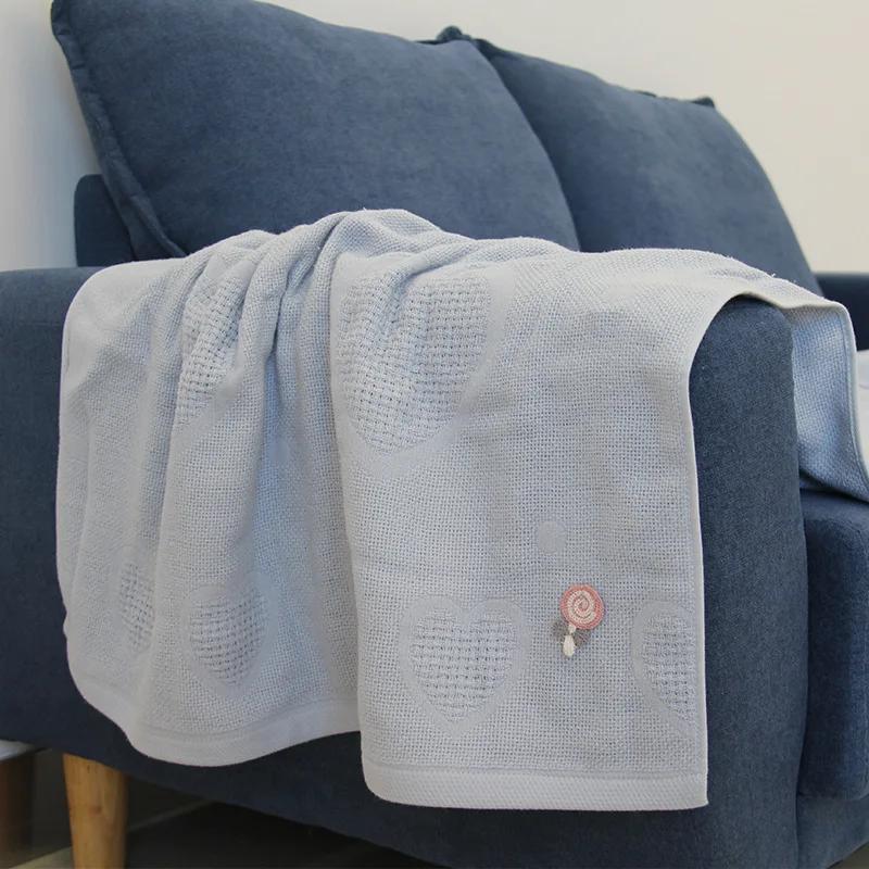 

Полотенца Нежные Удобные Благоприятные для кожи Взрослые Детские Бытовые Простые Практичные Прочные Сильные Водопоглощающие Воздухопроницаемые 50cm-25cm серый