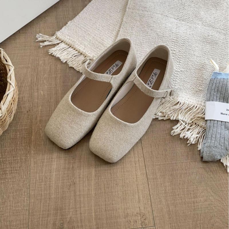 French square head with Mary Jane shoes for women in spring and autumn 2025, new evening fairy wind woolen light mouth single shoes
