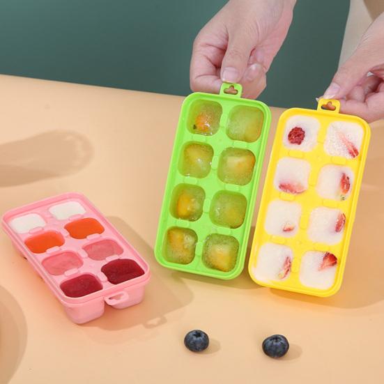 Eiswürfelform mit Deckel Stapelbare Eiswürfelformen für Gefrierschrank Ein-Klick-Entriegelung Versiegelter Eiswürfelbereiter für den Heimgebrauch