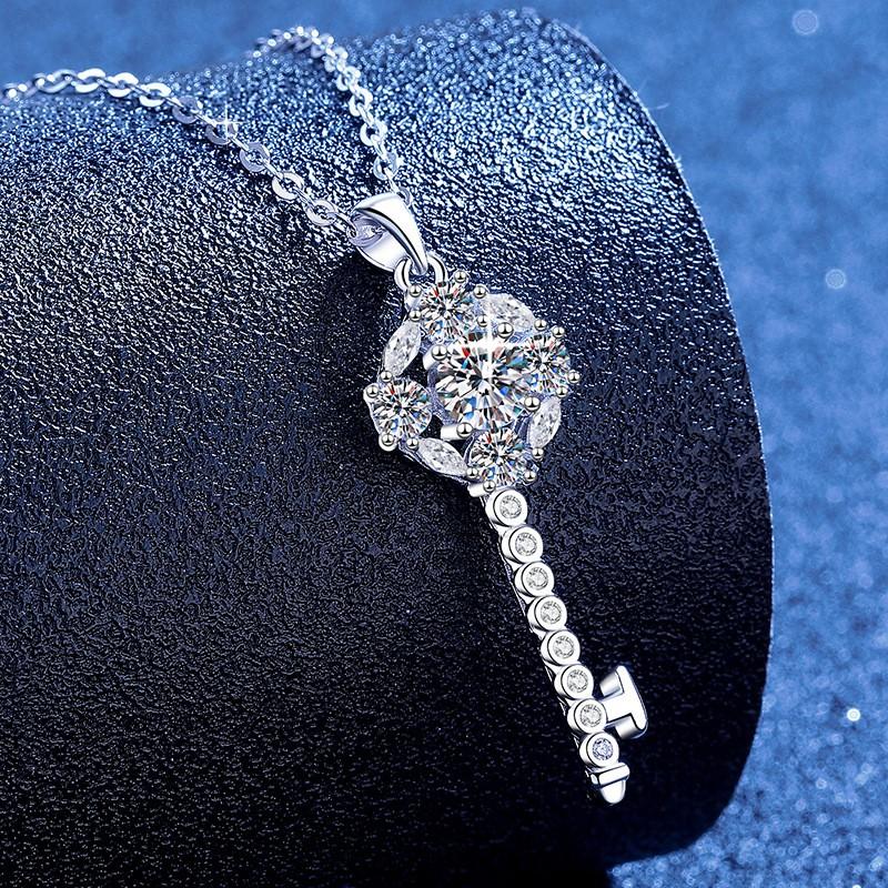Moissanite Sunflower Key Necklace Clavicle Chain Women