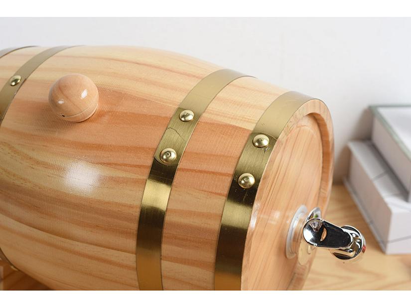 Retro Wooden Oak Wine Barrel Ornament for Home Bar or Restaurant