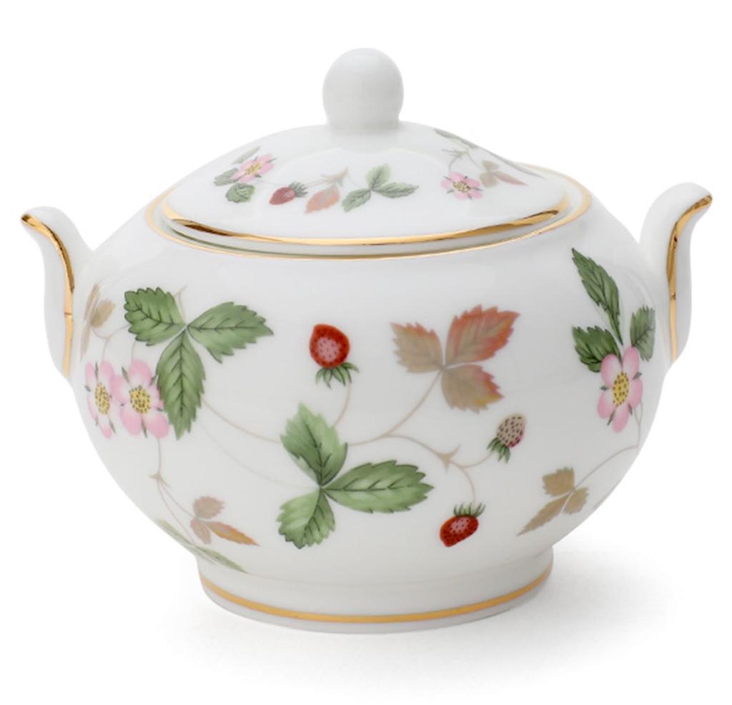 Imported Wedgwood Wild Strawberry Tea Sugar Box S Wedding Gift Present 50105506975 [Authentic Product] -