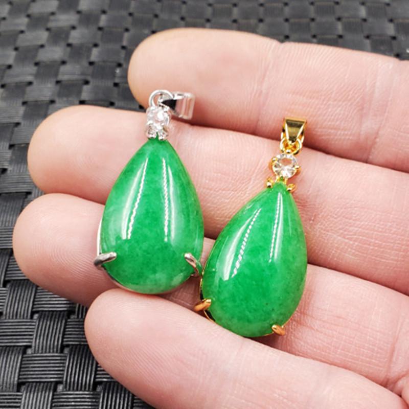 Green Jade Water Drop Pendant Necklace