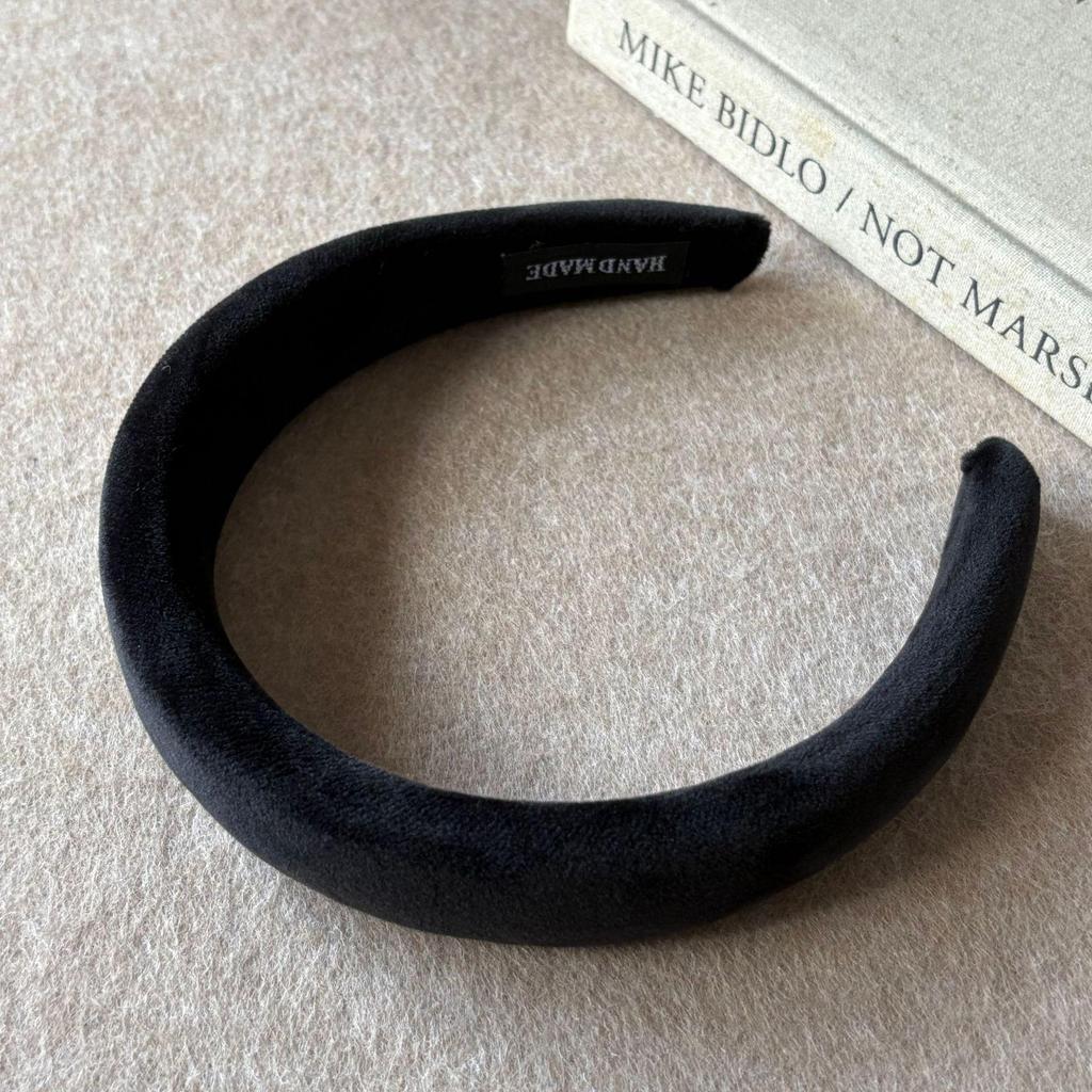Women's Retro Soft Plush Headband - Wide-Edge, Colorful, High Skull, Solid Color Hair Accessory