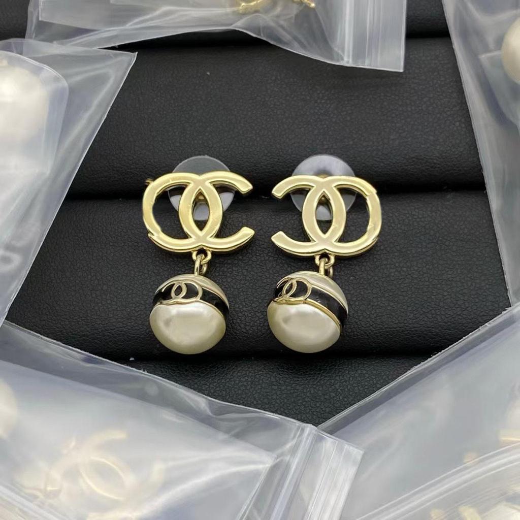 Xiangjiejie 2025 Silver Earrings: Niche Design, Small, Exquisite, and High-Temperament