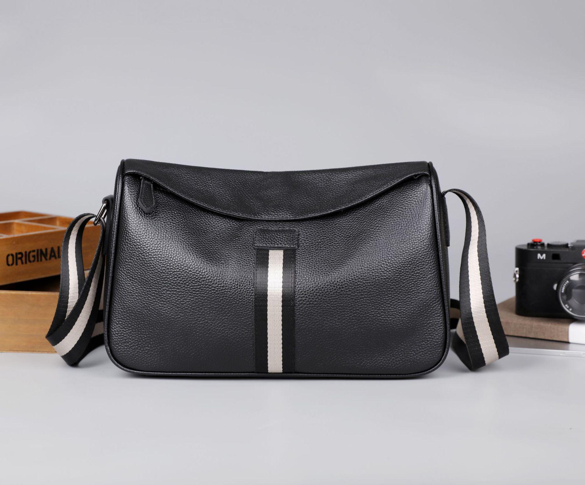 

Мужская городская минималистичная сумка через плечо из натуральной кожи - Большая вместимость чёрный