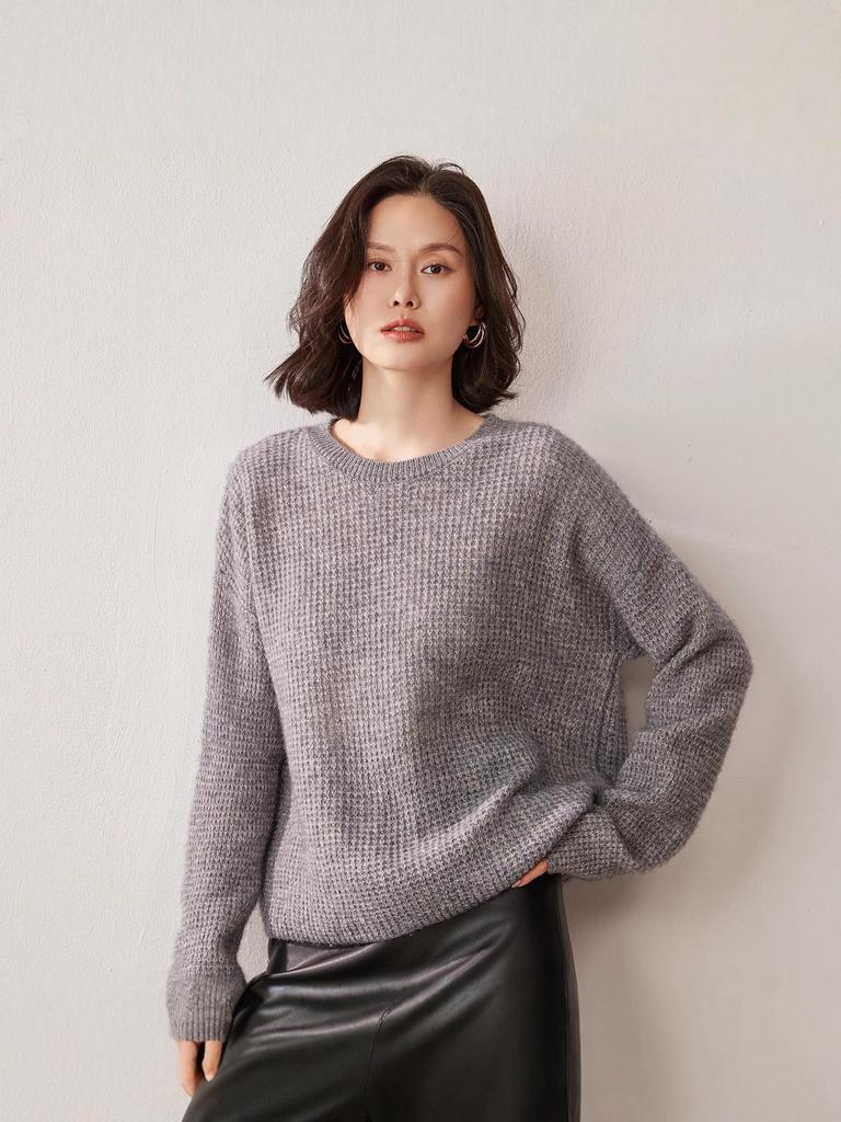 Women's Loose Fit Cashmere Pullover Sweater - Versatile Round Neck Knitted Top