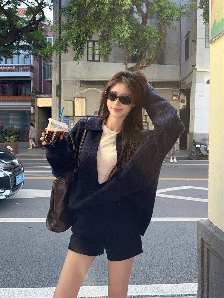 

Women s Loose Knit Top & High-Waisted Slim Shorts Set – Spring/Autumn One Size
