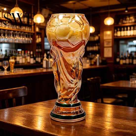 Pohodlné držadlo Pivný pohár Tvar pohára trofeje Kapacita 500 ml Pohár šampióna pre jedinečné športové oslavy Darček pre futbalových nadšencov Ergonomický
