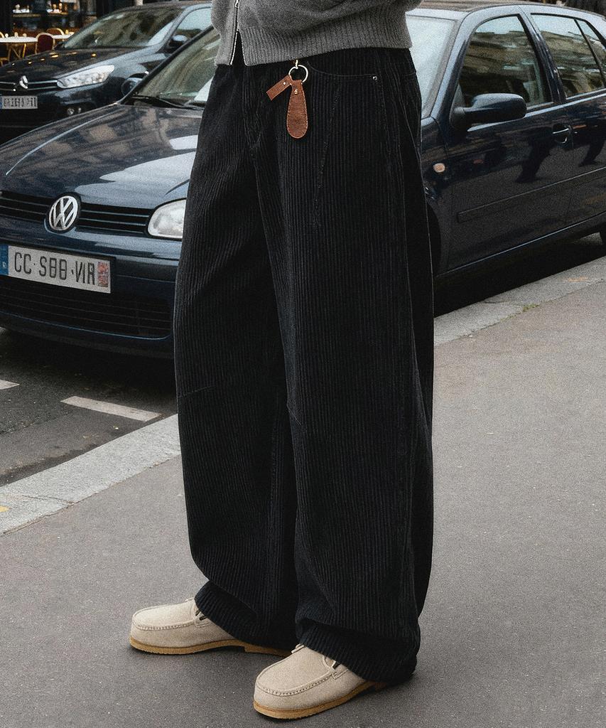 Eoneolleokodeu Corduroy Half Elastic Pants (3 Colors)