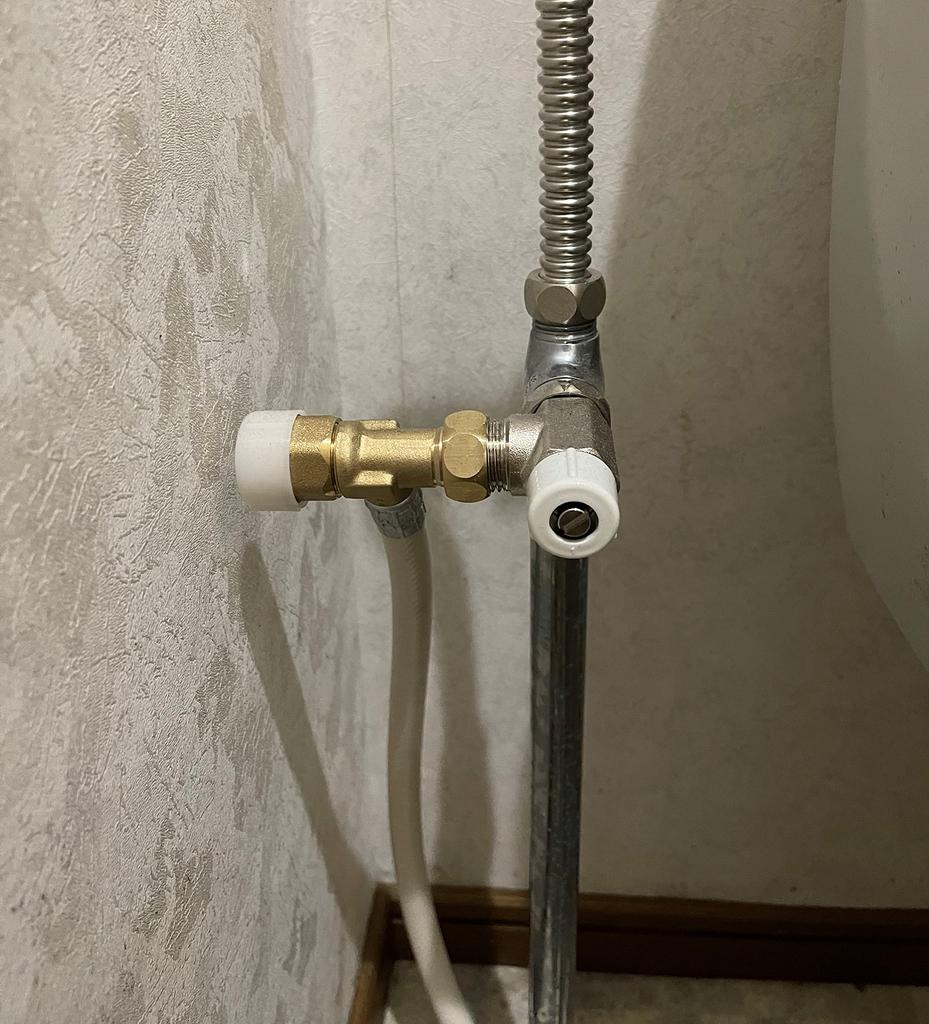 Panasonic Panasonic warm water flush toilet seat washlet beauty toilet water stop valve branch Branch faucet cap set connection fittings fitting.