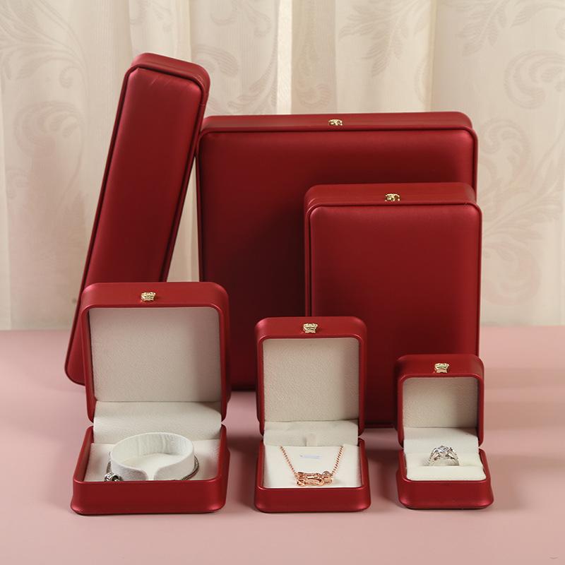 Crown Buckle PU Leather Jewelry Box for Rings, Necklaces, Bracelets, and Bangles