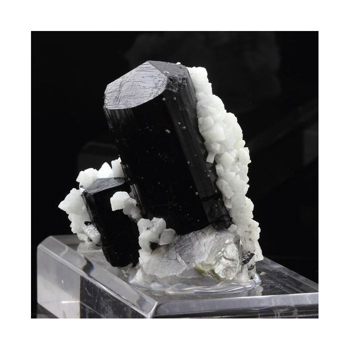 Pierres et Minéraux. Grenat, Tourmaline, Albite, Quartz.. 1381.0 ct. Gilgit-Baltistan, Pakistan.