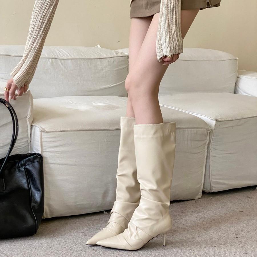 2025 autumn new pointed thin heel high heel temperament thin French fashion sexy beauty female Internet celebrity short boots