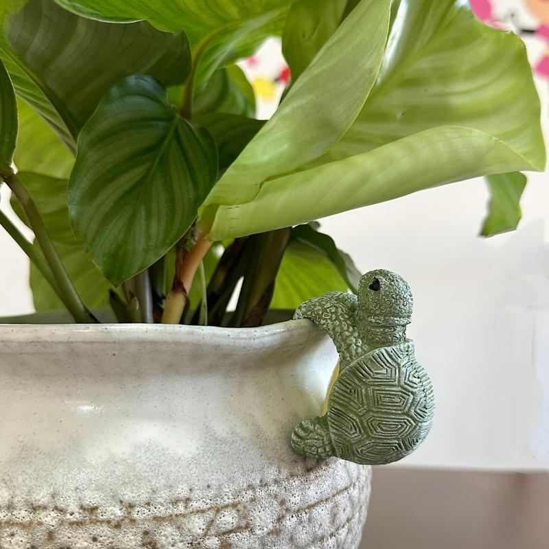 Whimsical Cartoon Turtle Resin Hanging Planter Ideal for Indoor Outdoor Decor in Living Room Bedroom TV Stand Perfect for Christmas Easter Graduation