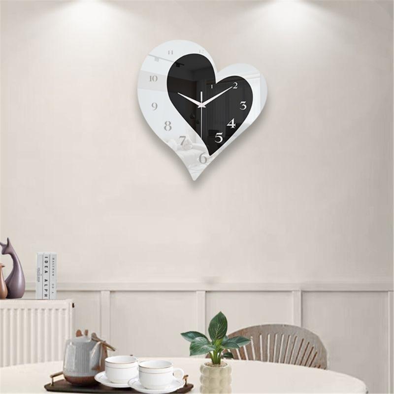 Heart Shape Acrylic Wall Hanging Clock with Silents Mechanism Movement for Home Decoration