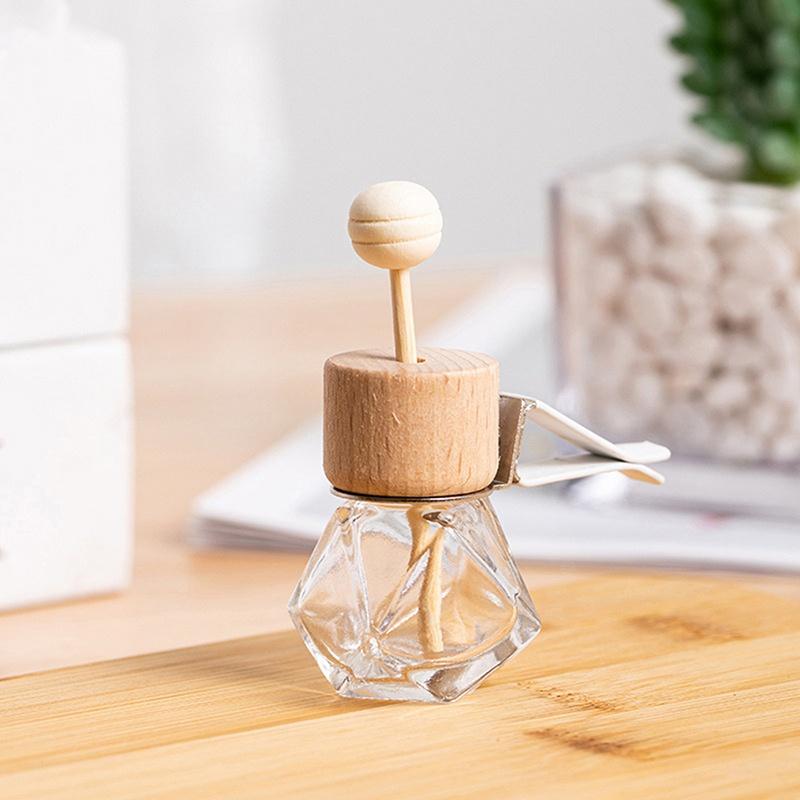 Car Accessories Auto Air Freshener Hanging Glass Bottle Auto Perfume Diffuser Bottle For Essential Oils Fragrance Ornament
