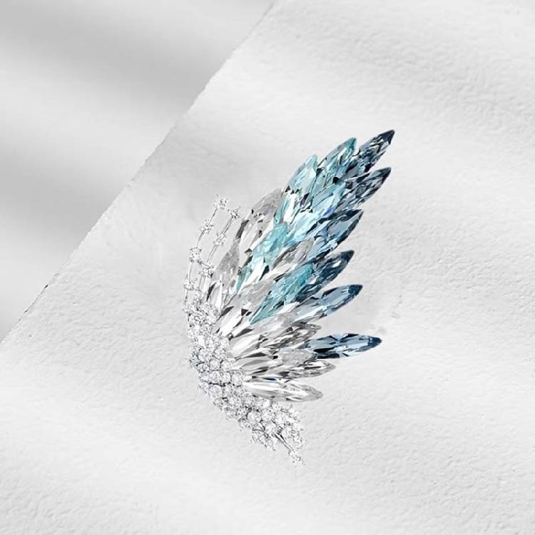 Multicolor Crystals Butterfly Brooch Comfortable Alloy Construction Easy To Wear On Scarves Hats