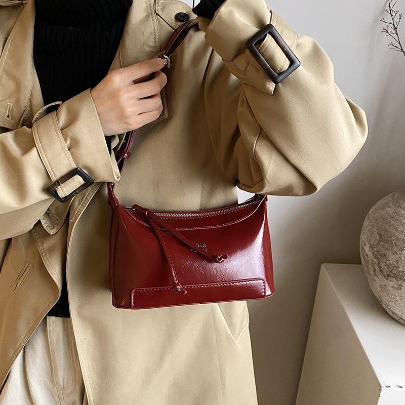 Oil Wax Leather Bag Women'S Bag Trendy One Shoulder Underarm Dumpling Bag Fashionable And Simple Underarm Bag