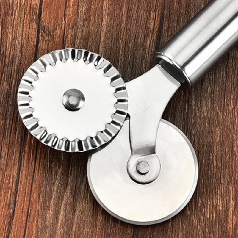 oeny Stainless Steel Pizza Cutter