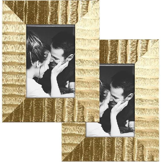 ArtbyHannah 5x7 Inch Picture Frames, Ornate Gold Photo Frames with Real Glass Cover for Tabletop Display or Wall Mount (2 Pack) 4x6 Inch