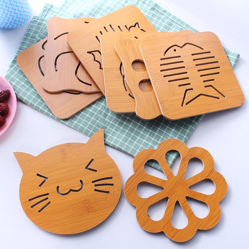 Italian-Style Anti-Scald Solid Wood Placemat and Non-Slip Coaster Set