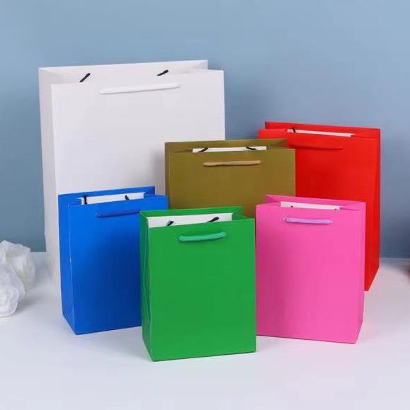 Single Color Gift Paper Bag for Festivals and Clothing Packaging