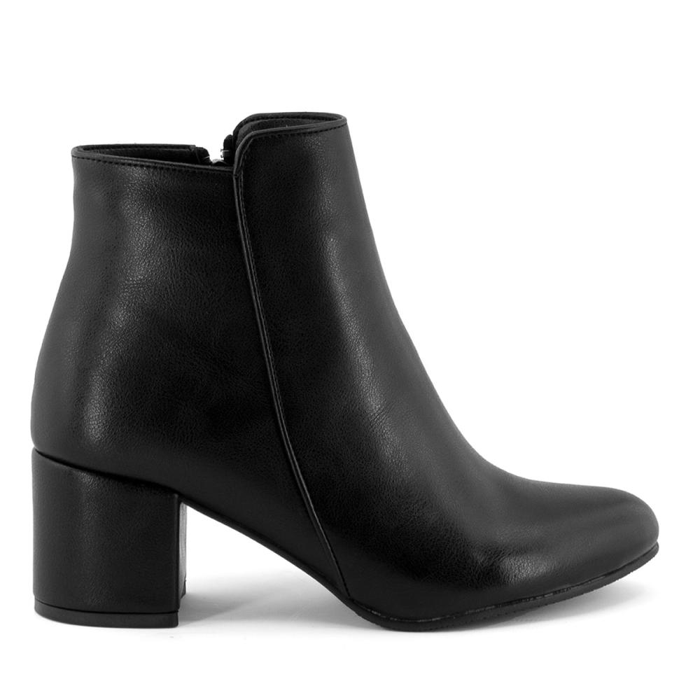 Buy Women's Fashion Boots Black Color at affordable prices — free