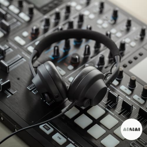 AIAIAI TMA-2 DJ XE DJ monitor headphones