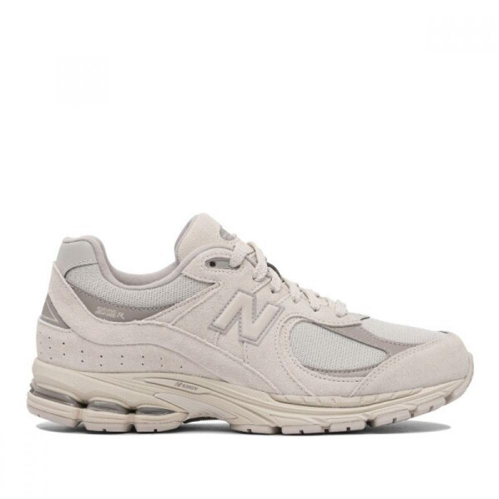 

New Balance Lace Up Mesh Panel Suede Overlay Sneakers U2002rbe US7.5