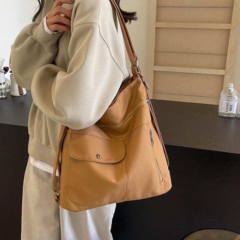 Large Capacity Tote Bag for Women 2025 New Multi-Pocket Single Shoulder Bag Simple and Versatile Commuter Bag for Women