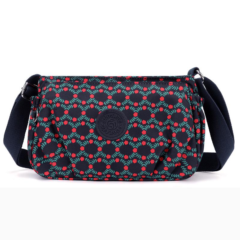 

Женская сумка из принтованного нейлона новая маленькая квадратная сумка модный тренд женская наплечная сумка-мессенджер женская сумка модный тренд