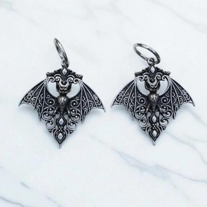 Creative Personality Silver Color Hollowed-out Vampire Bat Pendant Hoop Earrings for Women Retro Goth Halloween Vampire Jewelry