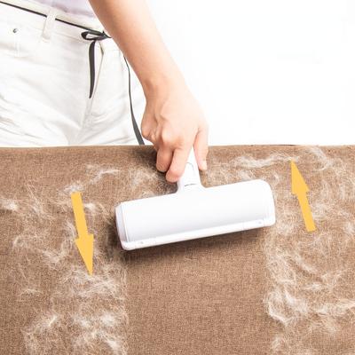 Chom Roller Tierhaarbürste Tierhaarentferner Roller 2-Wege-Entfernung von Hundekatzenhaaren von Möbeln Selbstreinigende Flusen mit einer Hand