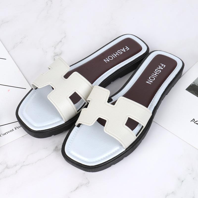 Slip On Flat Slide Sandals for Women Open Toe Comfortable Summer Beach Shoes Casual Outdoor Footwear