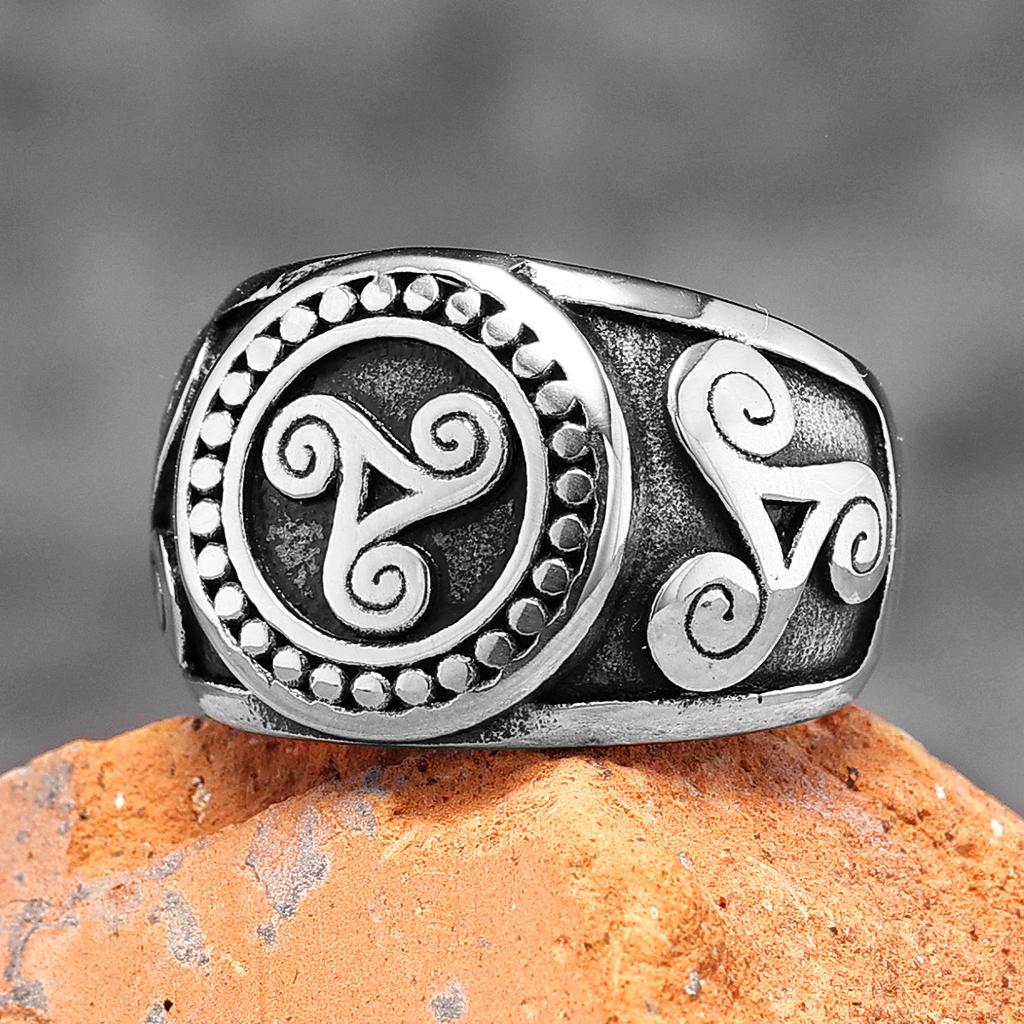 Viking Totem Celtic Knot Stainless Steel Mens Rings Punk Vintage for Male Boyfriend Biker Jewelry Creativity Gift Wholesale