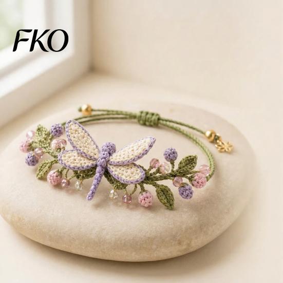 Natural Aesthetic Bracelet Kit DIY Nature-Inspired Crochet Kit, 3D Animals Plants Hand-Crocheted Beaded Flower Maple Dragonfly Butterfly