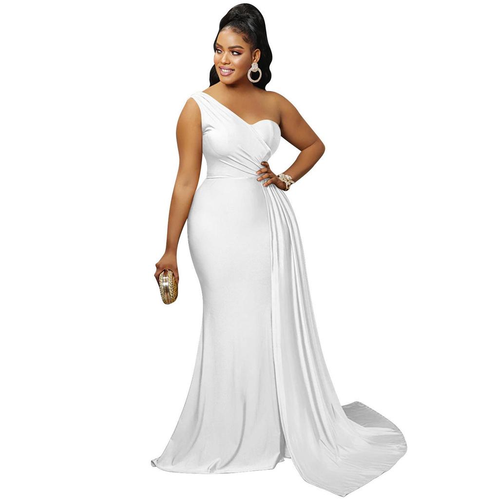 New European & American Fashion Solid Color One-Shoulder Party Dress for Women