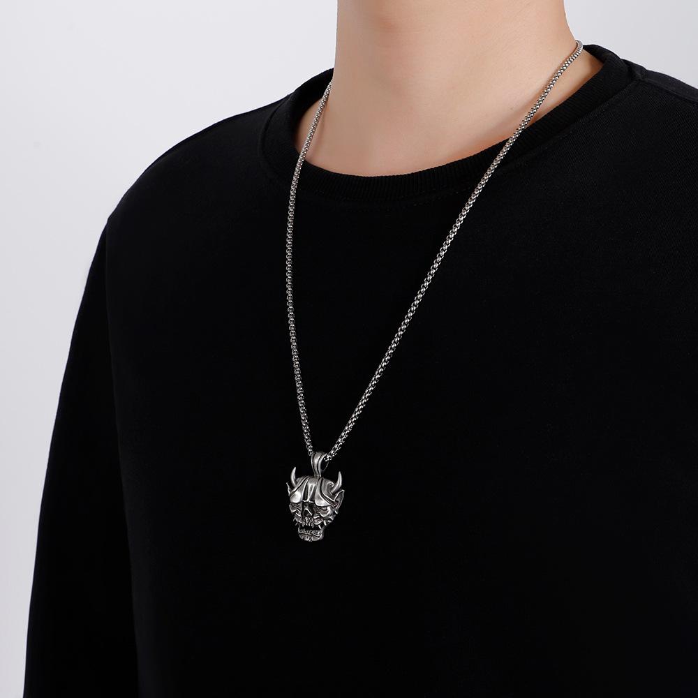 Japanese Street Punk Style Pendant Necklace Wholesale Male Ghost Mask Halloween Horror Accessories Gift